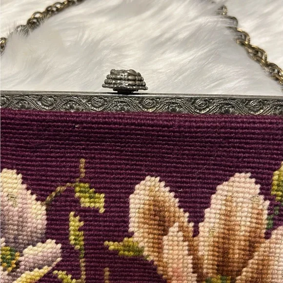 1950’s Style Vintage Needlepoint Floral Embroidered Burgundy Handbag - Picture 3 of 12